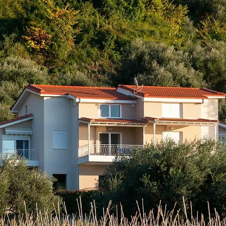 Nicopolis Villa Vrachos Exterior photo